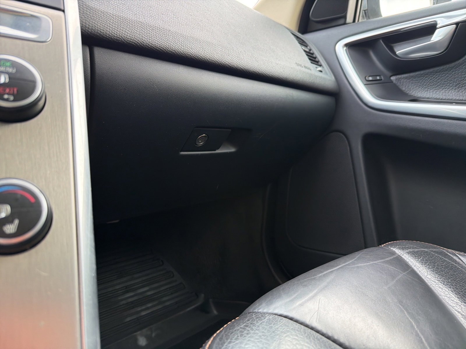 Used 2012 Volvo XC60 T6 image 44