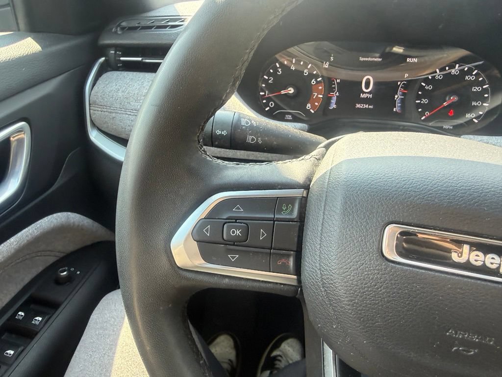 Used 2024 Jeep Compass Latitude AWD/4WD image 15