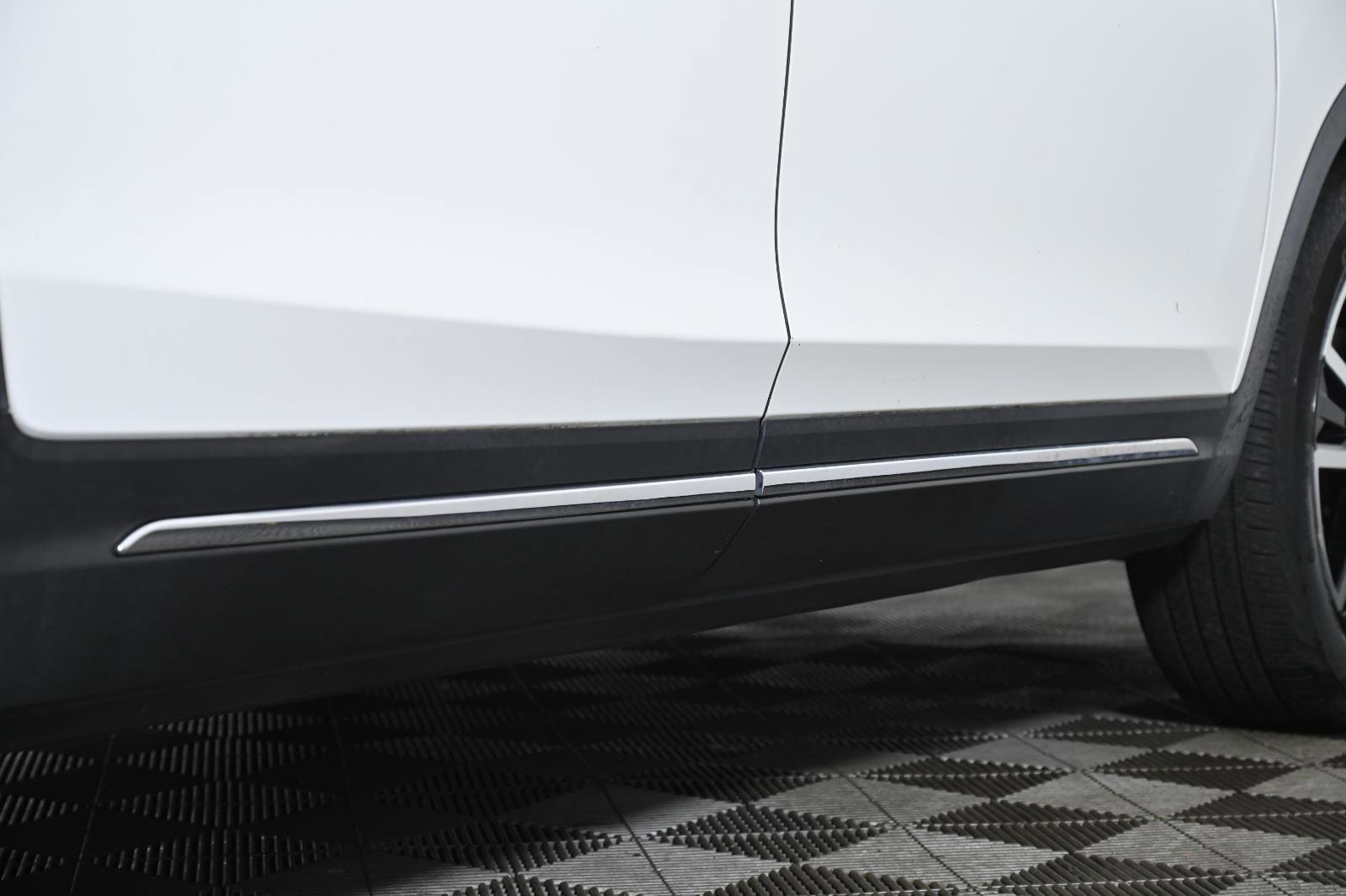 Used 2020 Honda Pilot Touring image 10