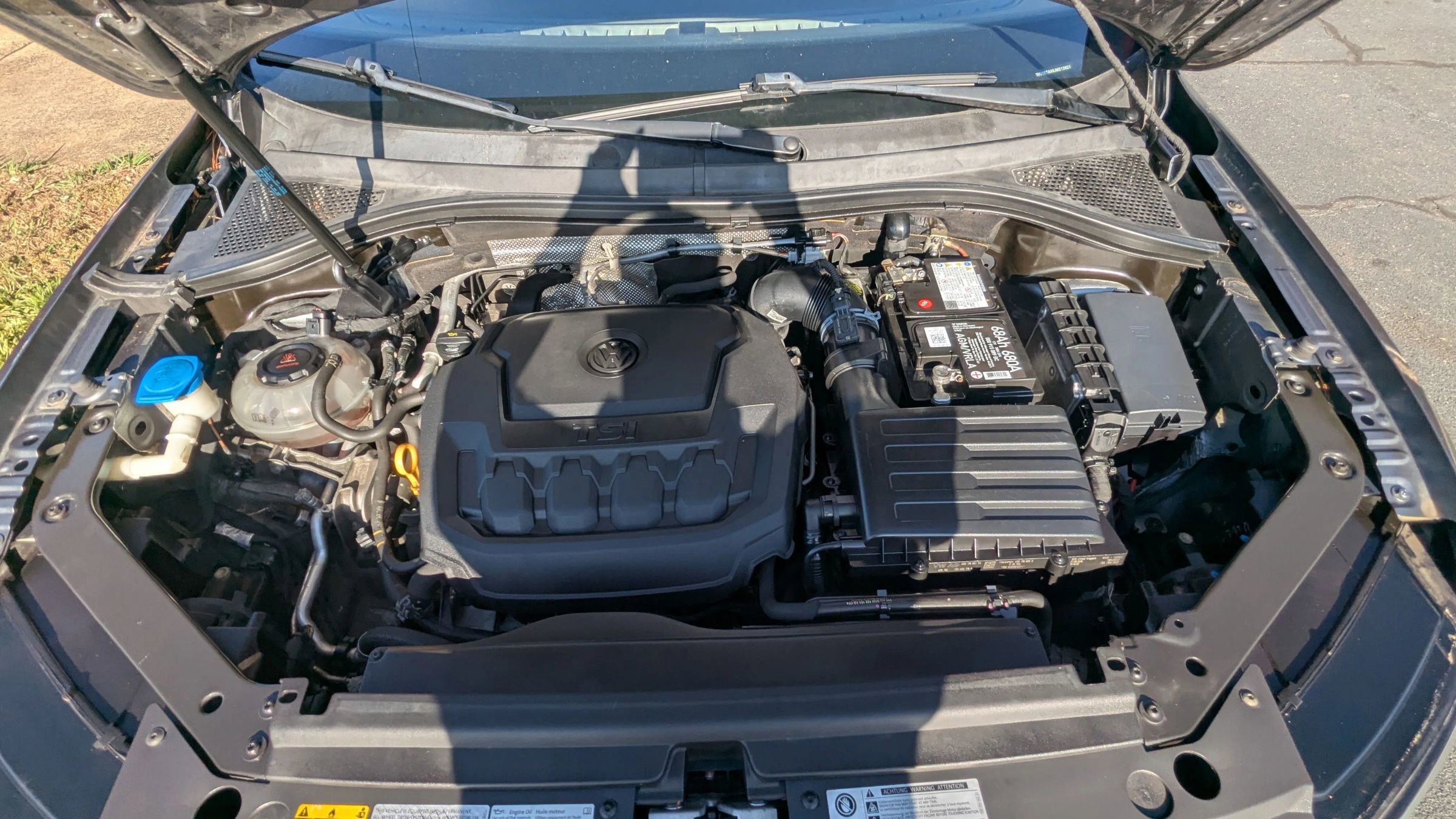Used 2018 Volkswagen Tiguan SE w/ Panoramic Sunroof Package AWD/4WD image 30