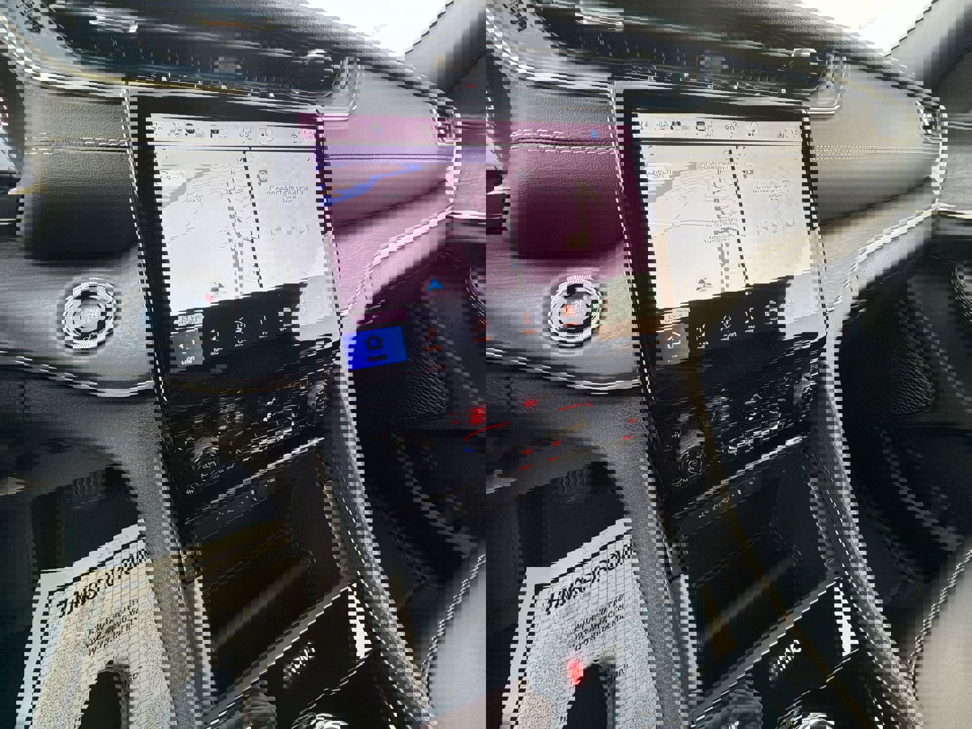 Used 2025 Jeep Grand Cherokee L Limited image 13