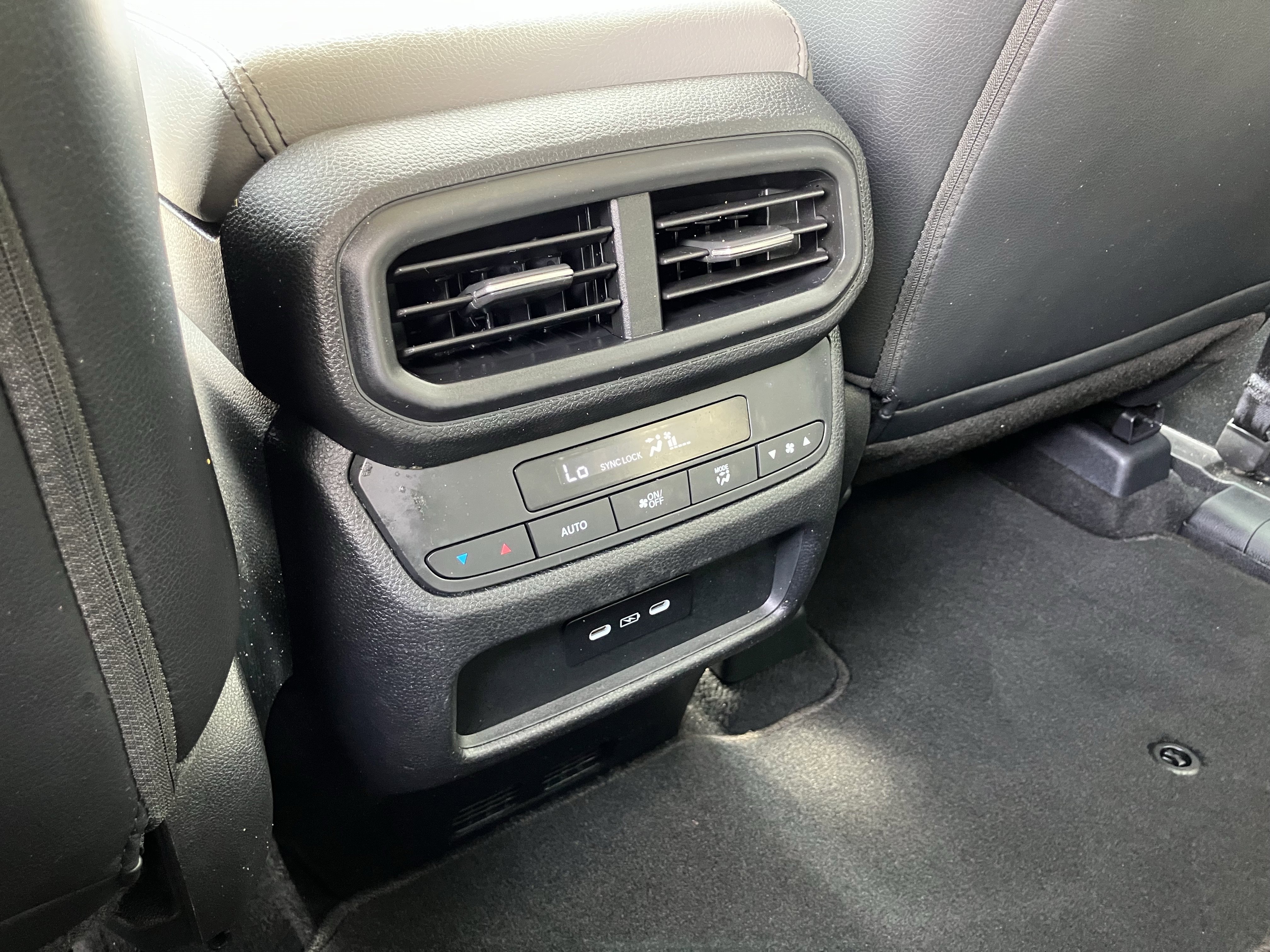 Certified 2025 Honda Pilot EX-L image 30