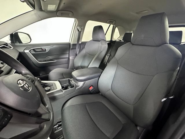 Used 2023 Toyota RAV4 LE AWD/4WD image 19