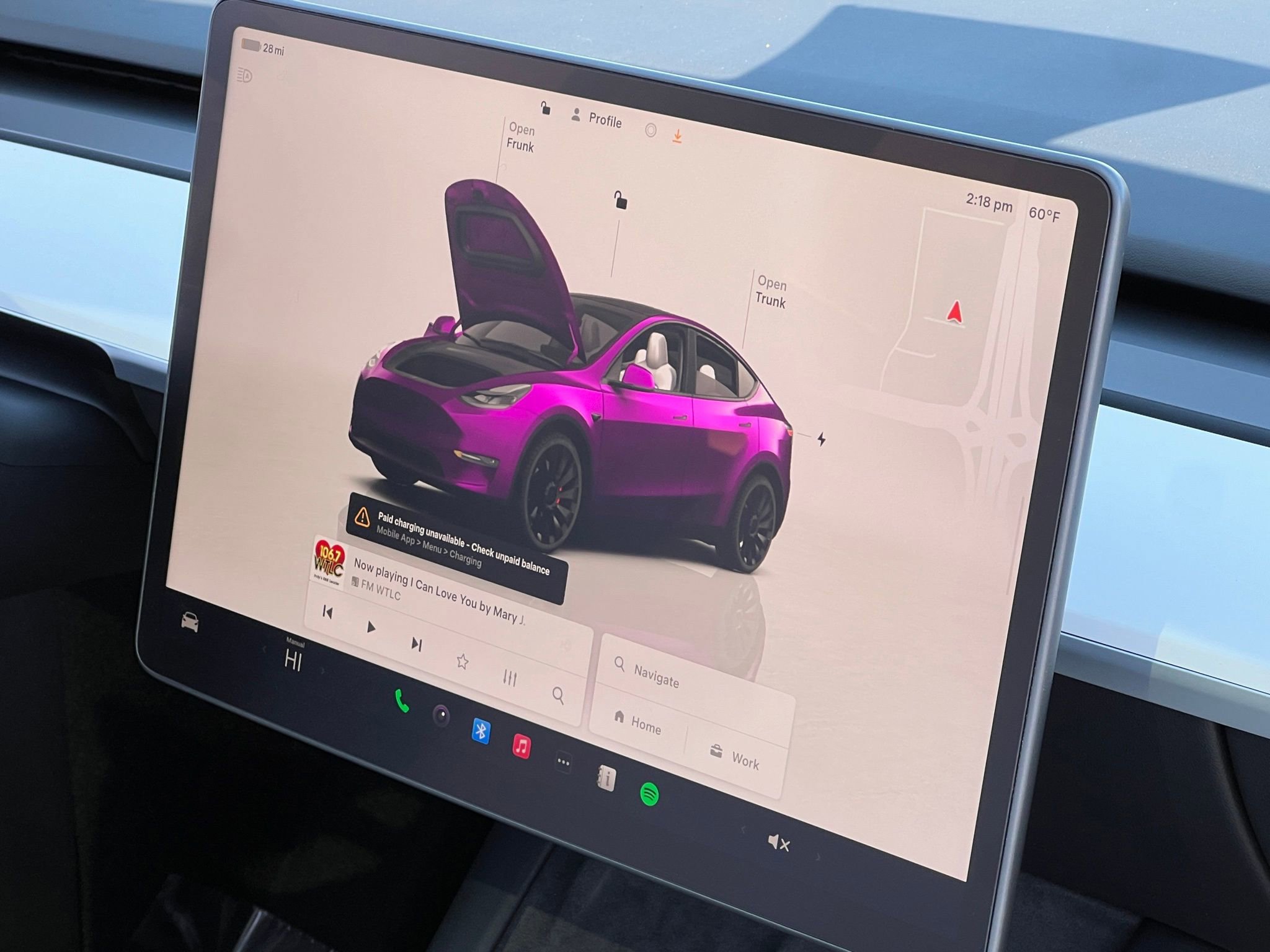 Used 2024 Tesla Model Y Performance image 33