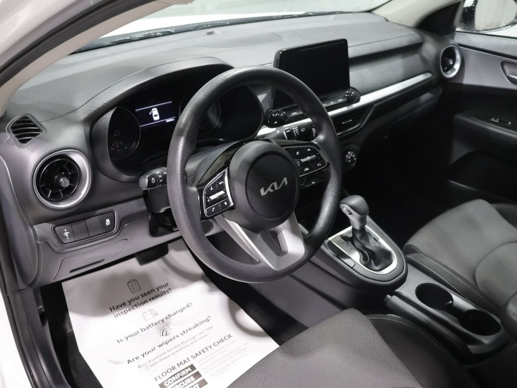 Used 2024 Kia Forte LXS FWD image 16