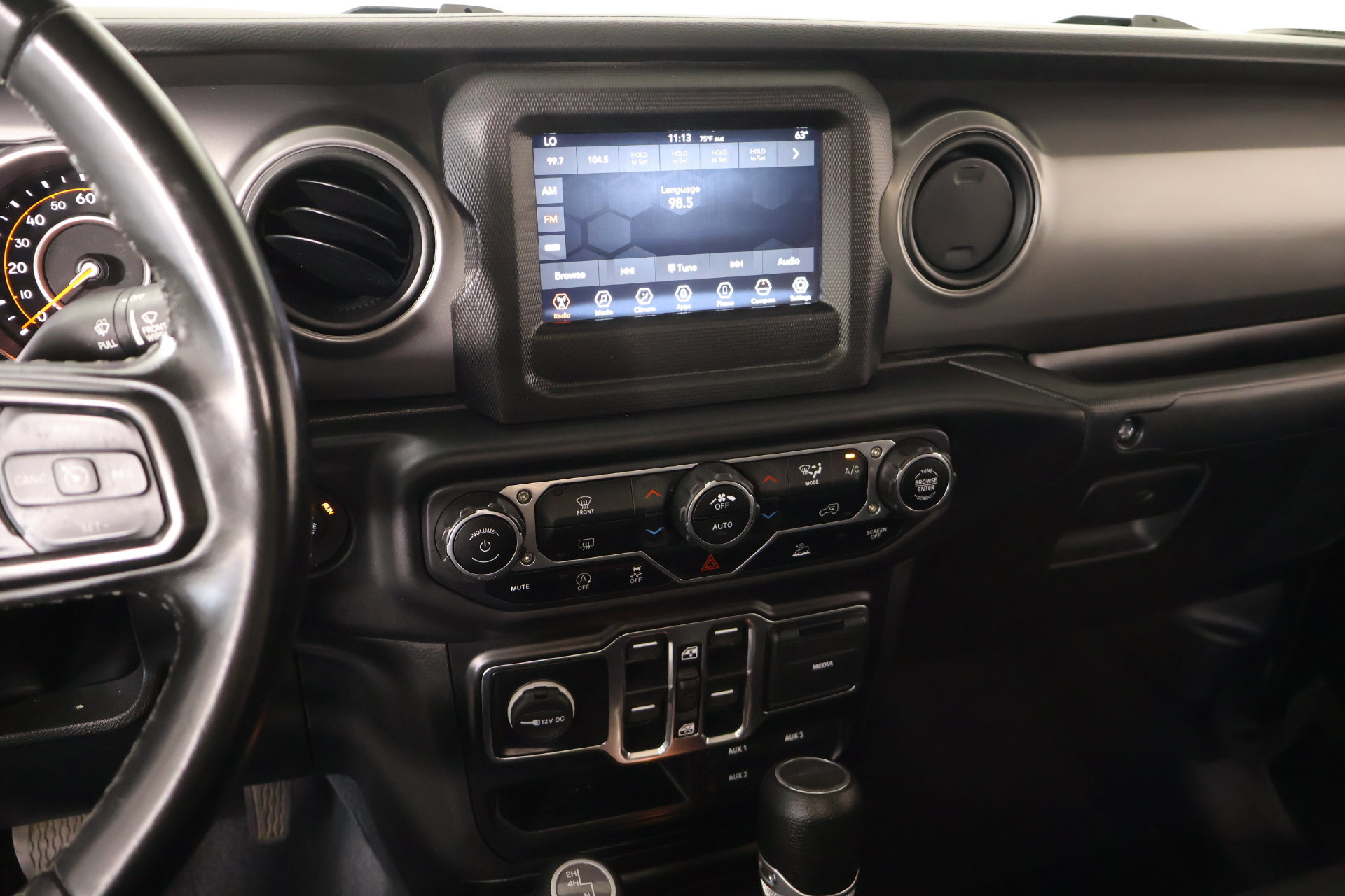 Used 2022 Jeep Gladiator Sport AWD/4WD image 5