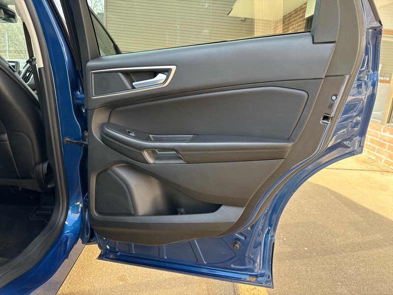 Used 2024 Ford Edge SEL image 22