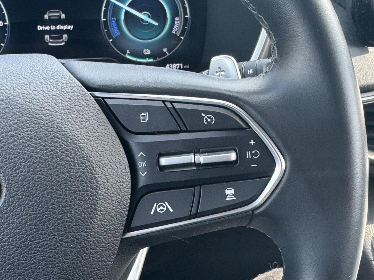 Used 2022 Hyundai Santa Fe Blue image 24