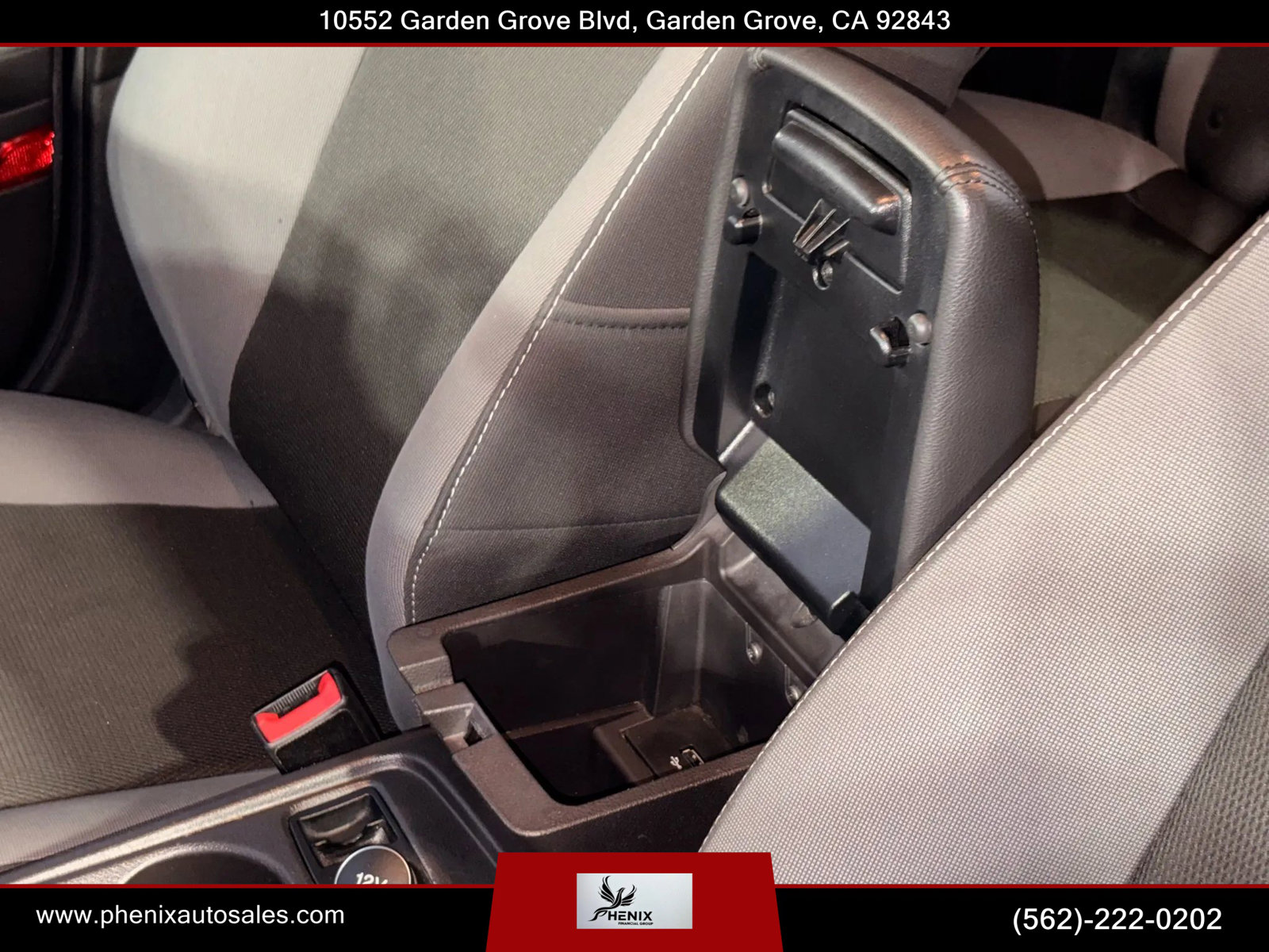 Used 2014 Ford Focus SE image 39