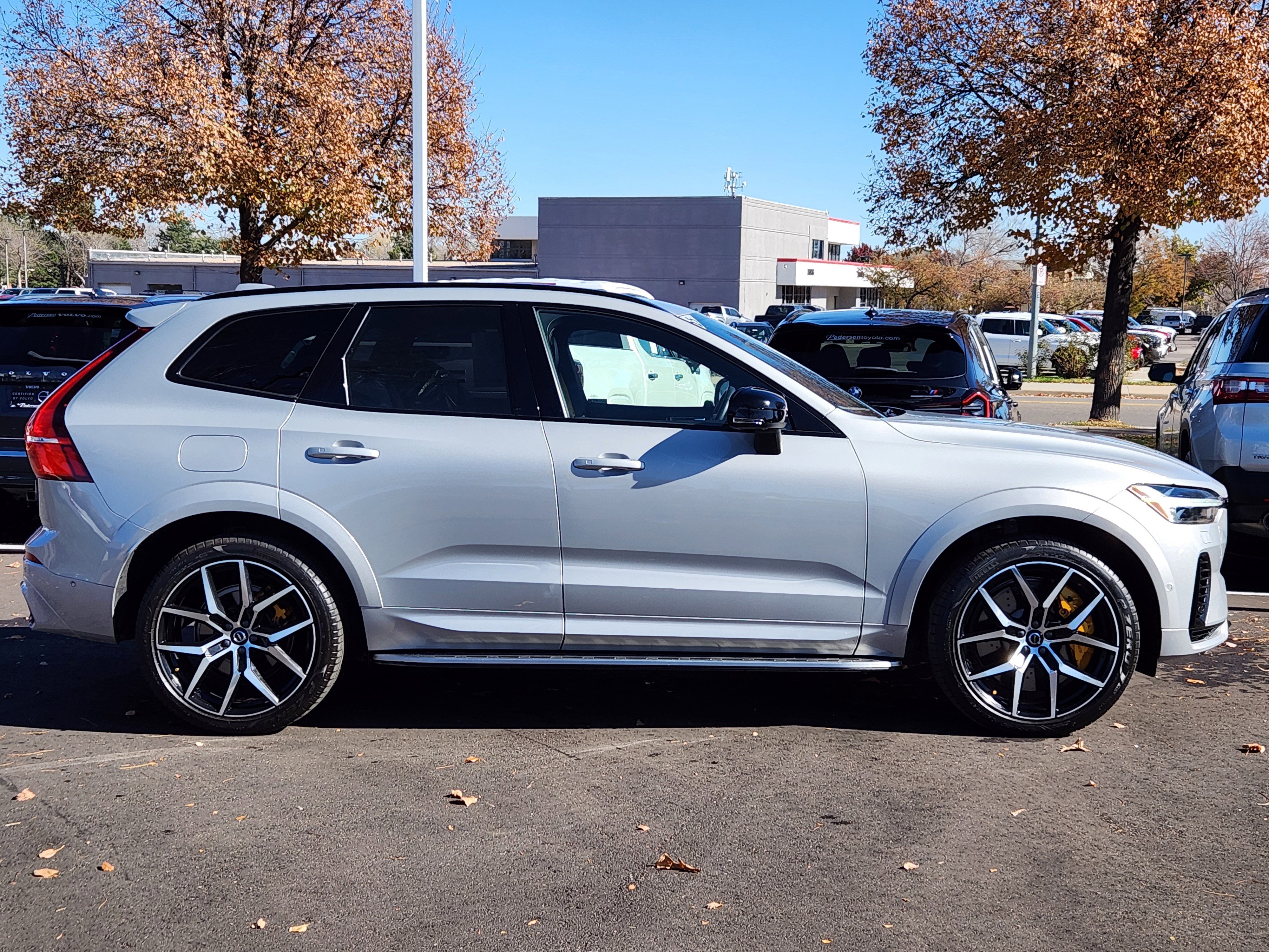 Certified 2025 Volvo XC60 T8 Polestar image 2