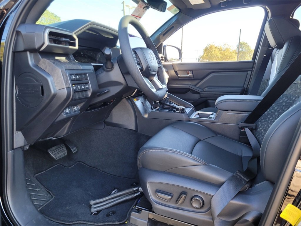 New 2025 Toyota Tacoma Limited image 4