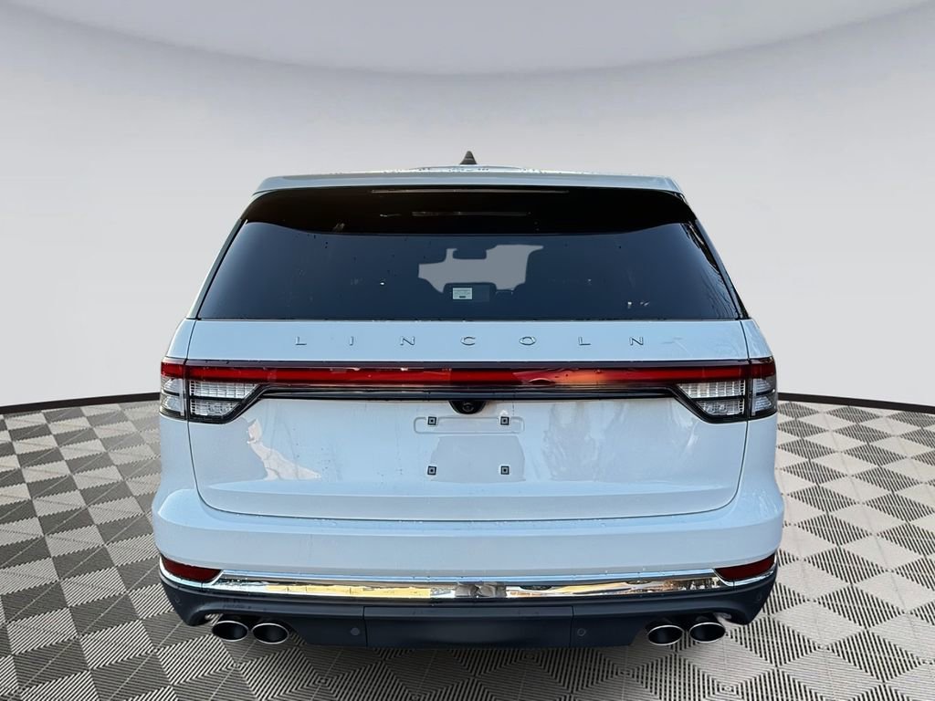 Used 2025 Lincoln Aviator Reserve image 3