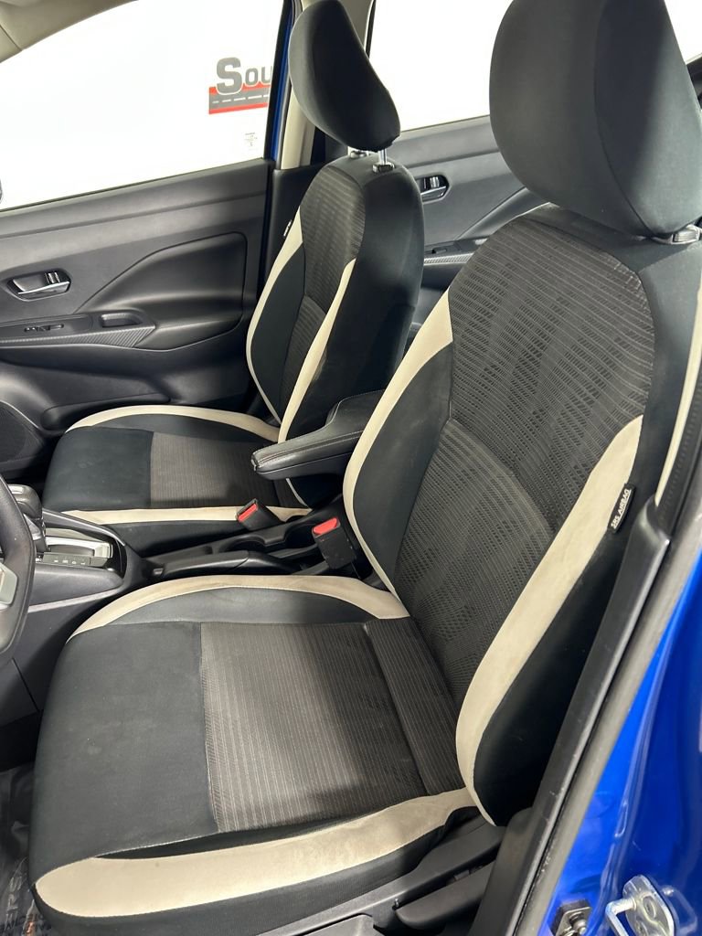 Used 2020 Nissan Versa SV image 12