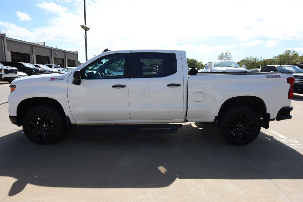 Used 2023 Chevrolet Silverado 1500 Custom Trail Boss AWD/4WD image 8