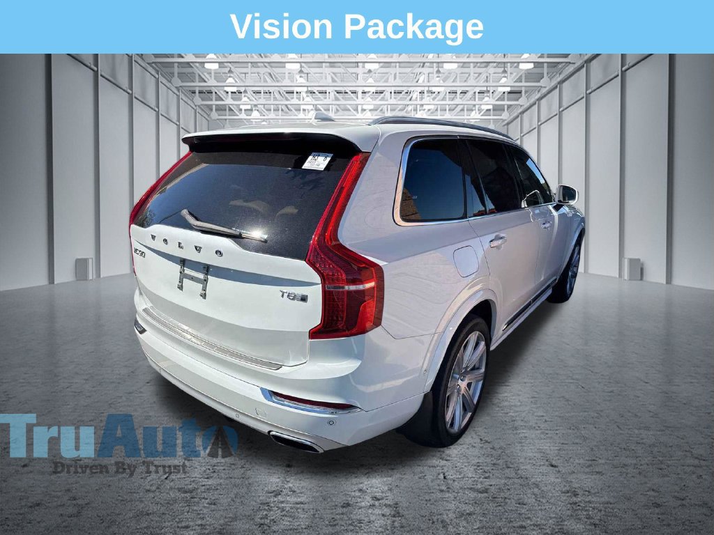 Used 2017 Volvo XC90 T8 Inscription w/ Vision Package AWD/4WD image 2