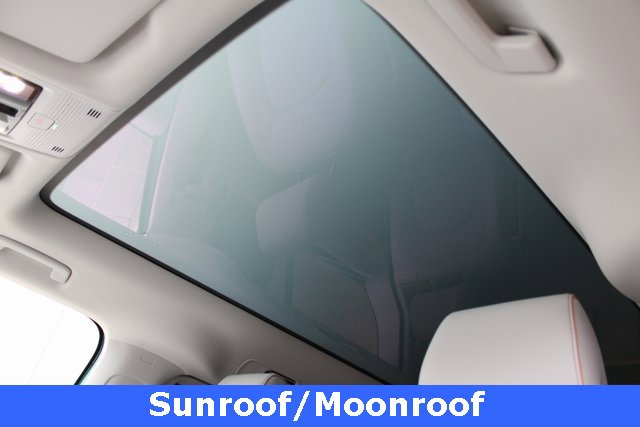 New 2025 Volkswagen ID. Buzz 1st Edition image 4