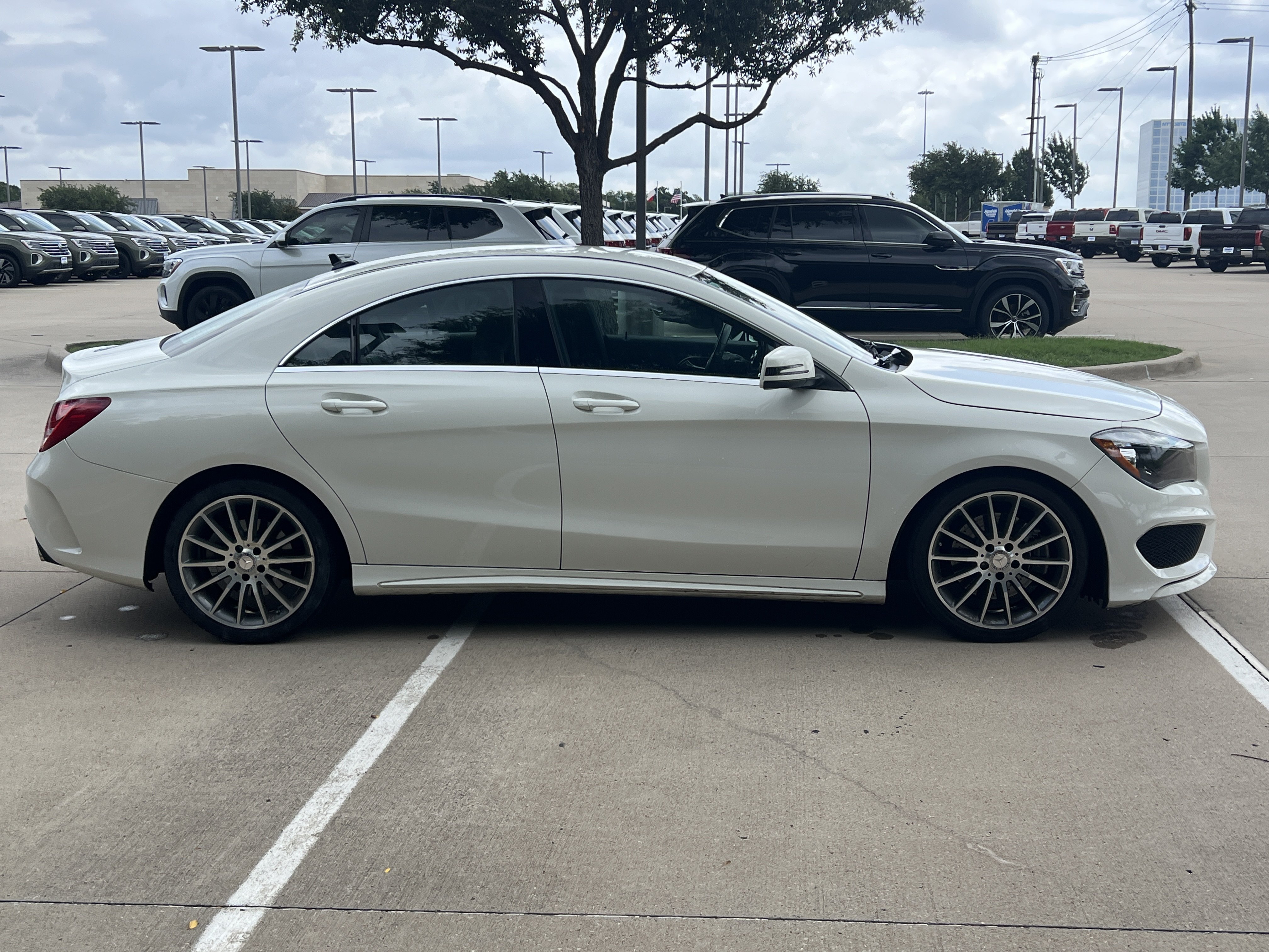 Used 2016 Mercedes-Benz CLA 250 image 13