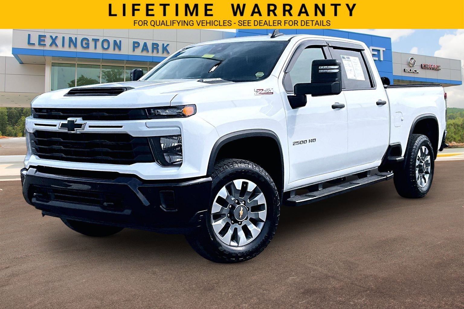 Used 2025 Chevrolet Silverado 2500 Custom w/ Custom Value Package AWD/4WD image 12