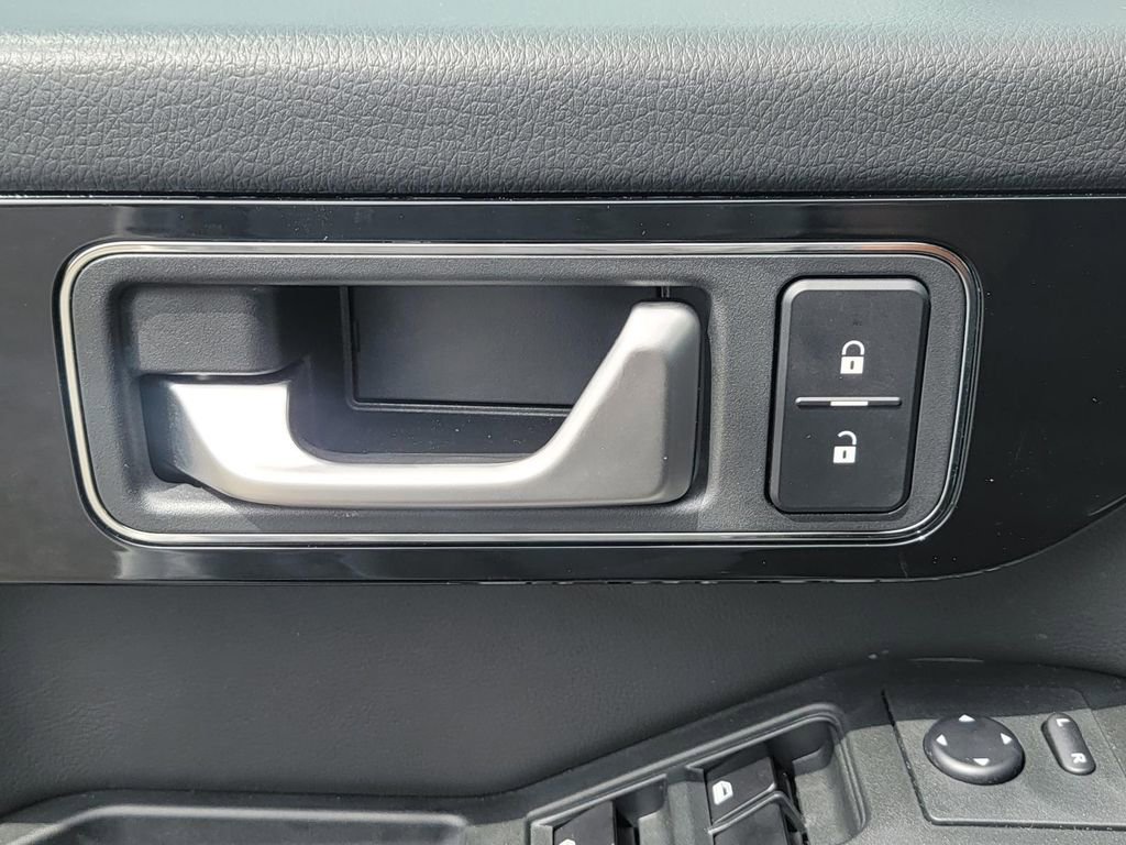 Used 2025 INEOS Grenadier AWD/4WD image 24