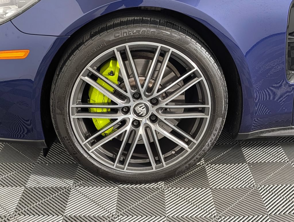 Certified 2022 Porsche Panamera 4 Executive AWD/4WD image 11