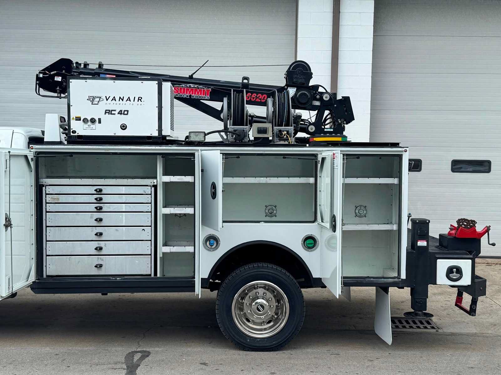 Used 2016 Ford F550 Luxury RWD image 10