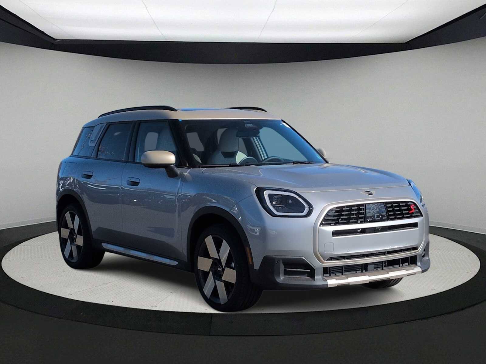 New 2025 MINI Cooper Countryman S image 2
