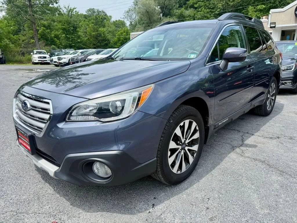 Used 2016 Subaru Outback 2.5i Limited AWD/4WD image 4