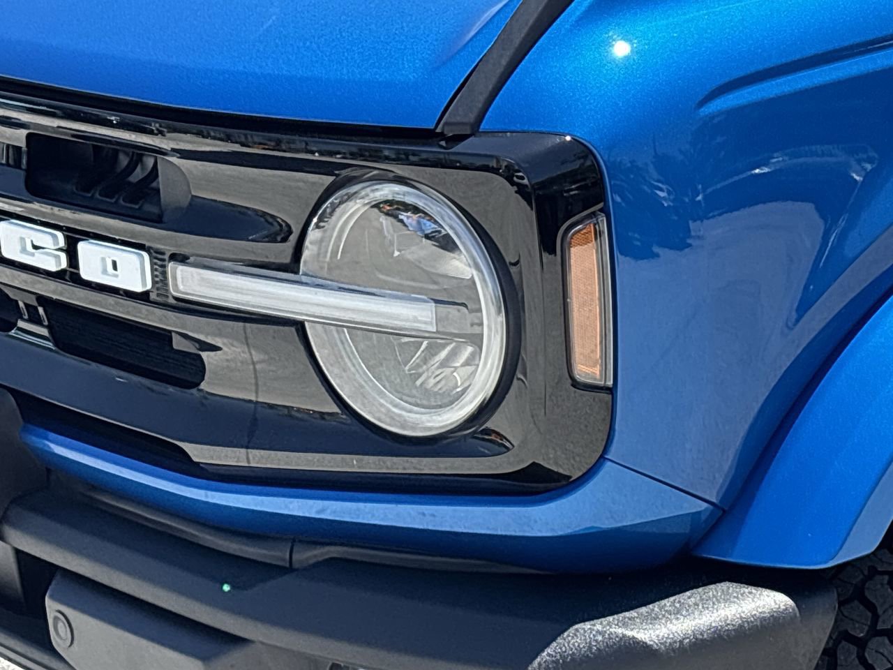 Used 2022 Ford Bronco Outer Banks AWD/4WD image 6