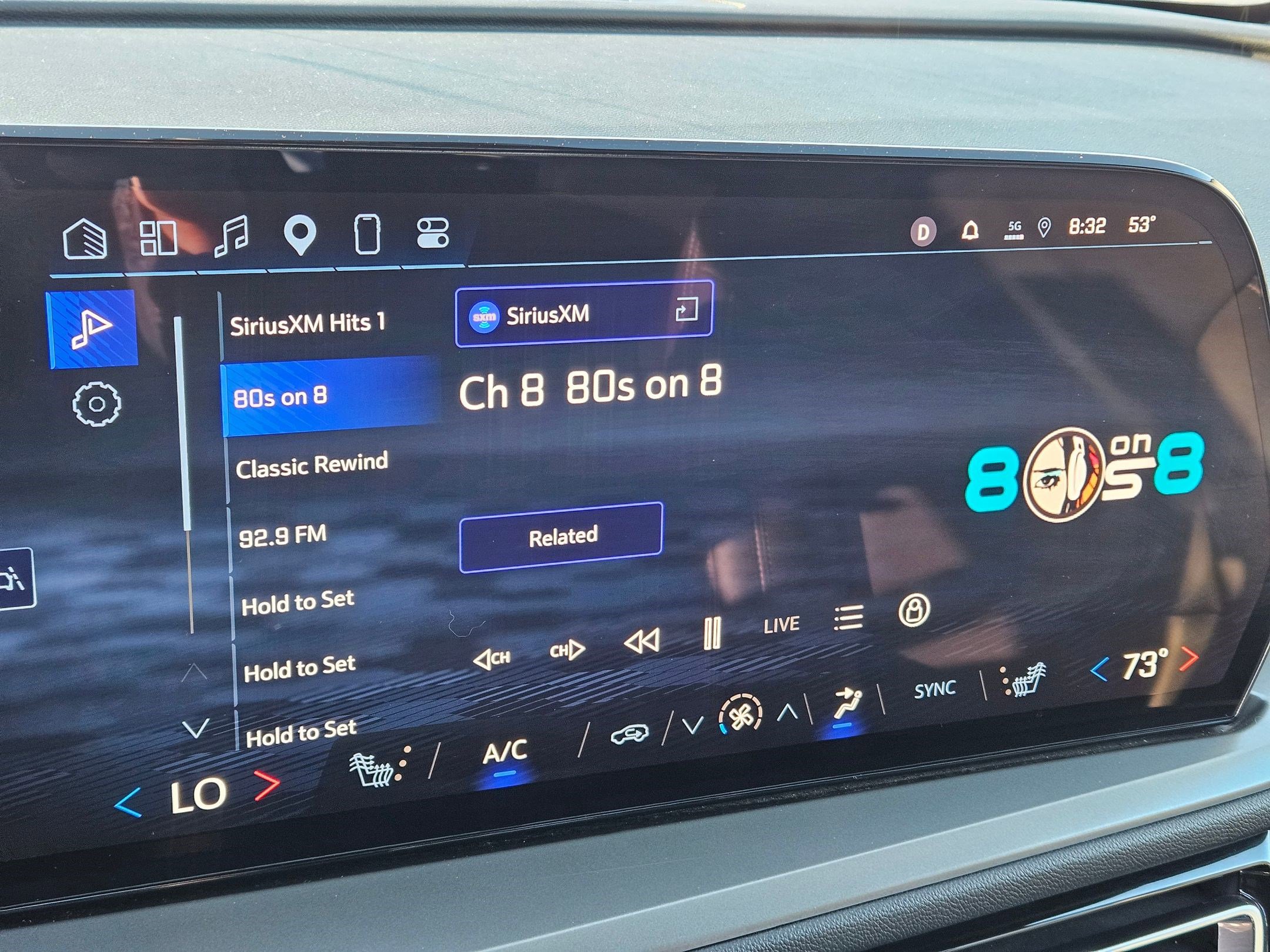 Used 2025 Chevrolet Traverse LT AWD/4WD image 22