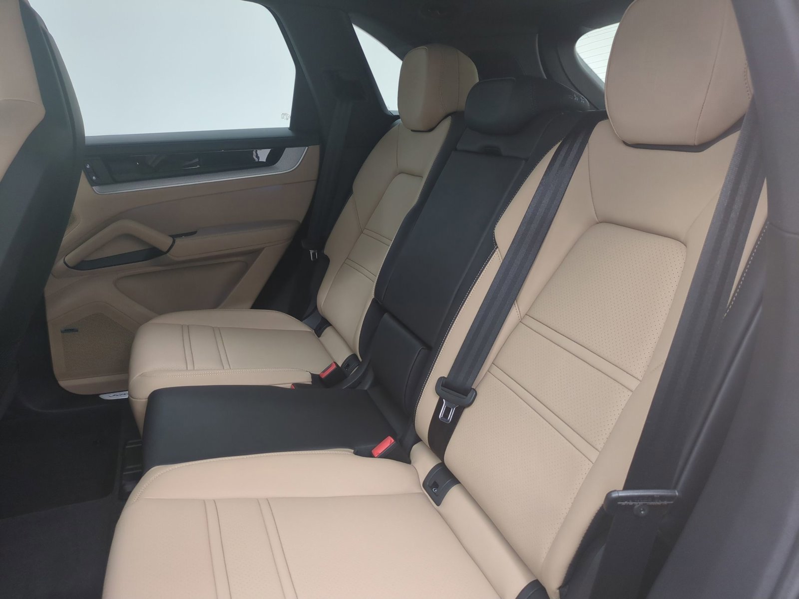 New 2026 Porsche Cayenne E-Hybrid image 16