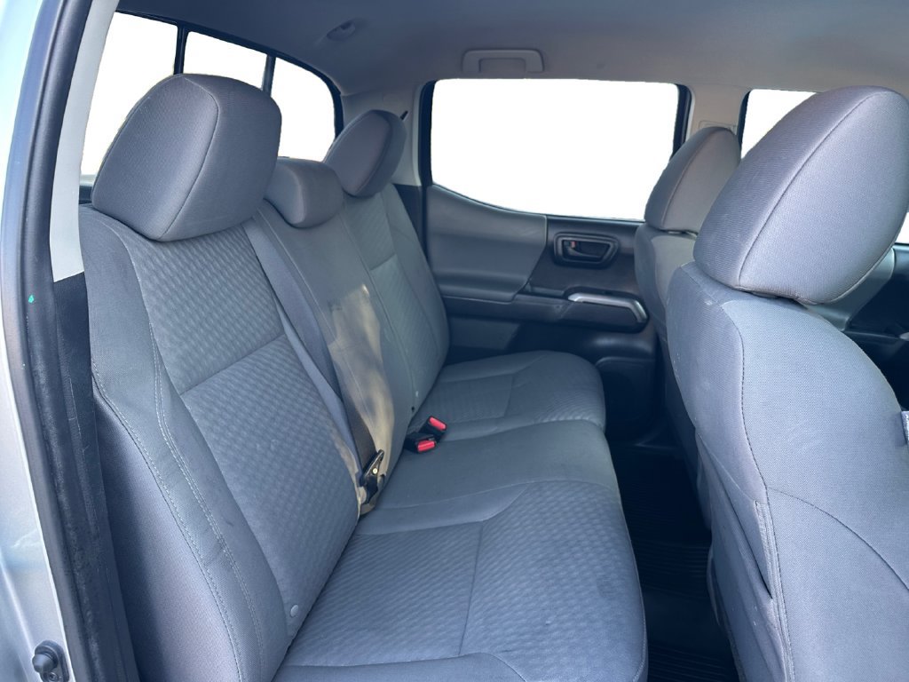 Used 2022 Toyota Tacoma SR5 RWD image 22