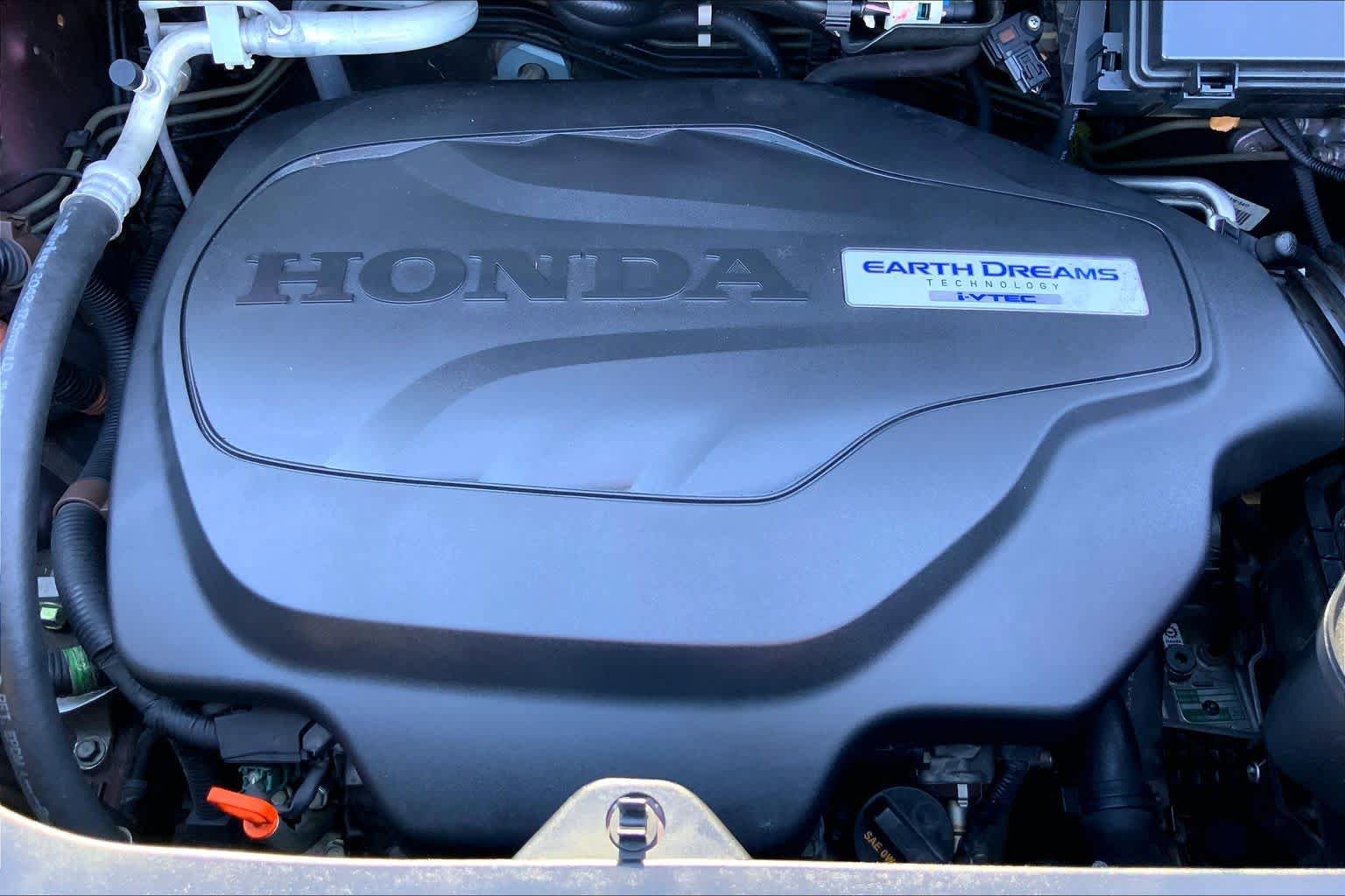 Used 2018 Honda Pilot Touring image 32