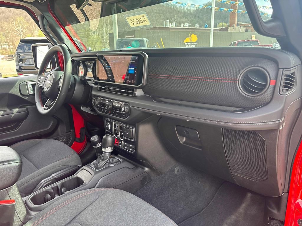 Used 2024 Jeep Wrangler Unlimited Rubicon image 67