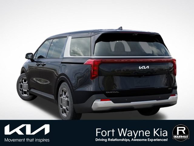 New 2027 Kia Carnival EX FWD image 4