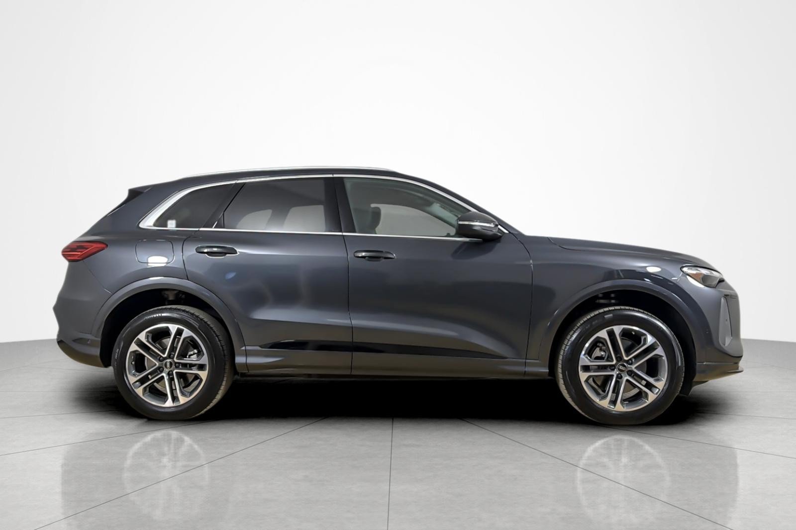 Used 2026 Audi Q5 Premium AWD/4WD image 6