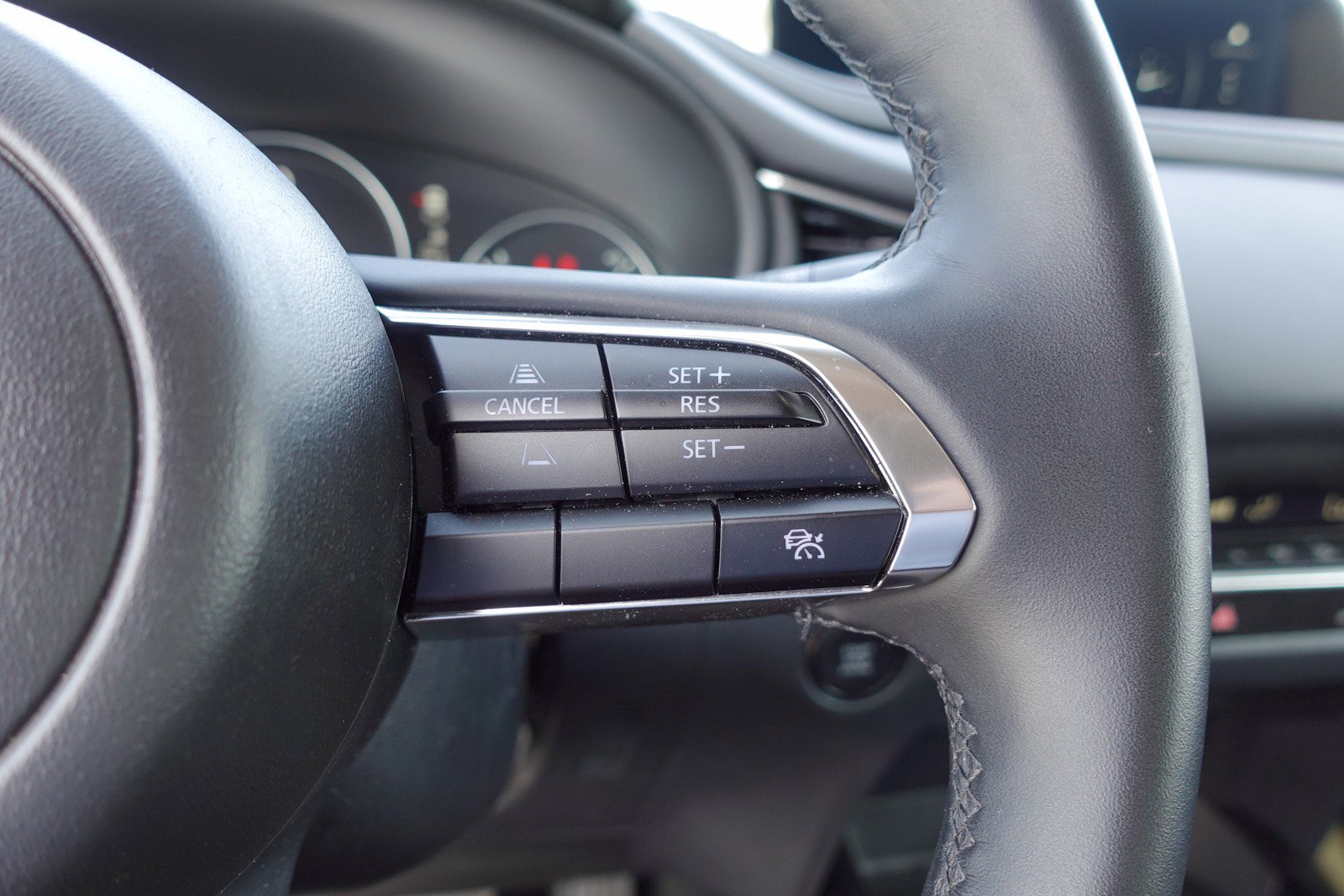 Certified 2025 MAZDA CX-30 AWD 2.5 S w/ Preferred Package image 14