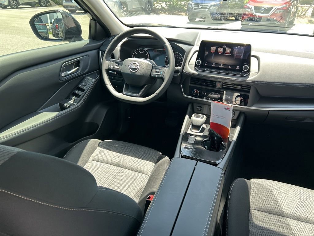 New 2026 Nissan Rogue SV image 10