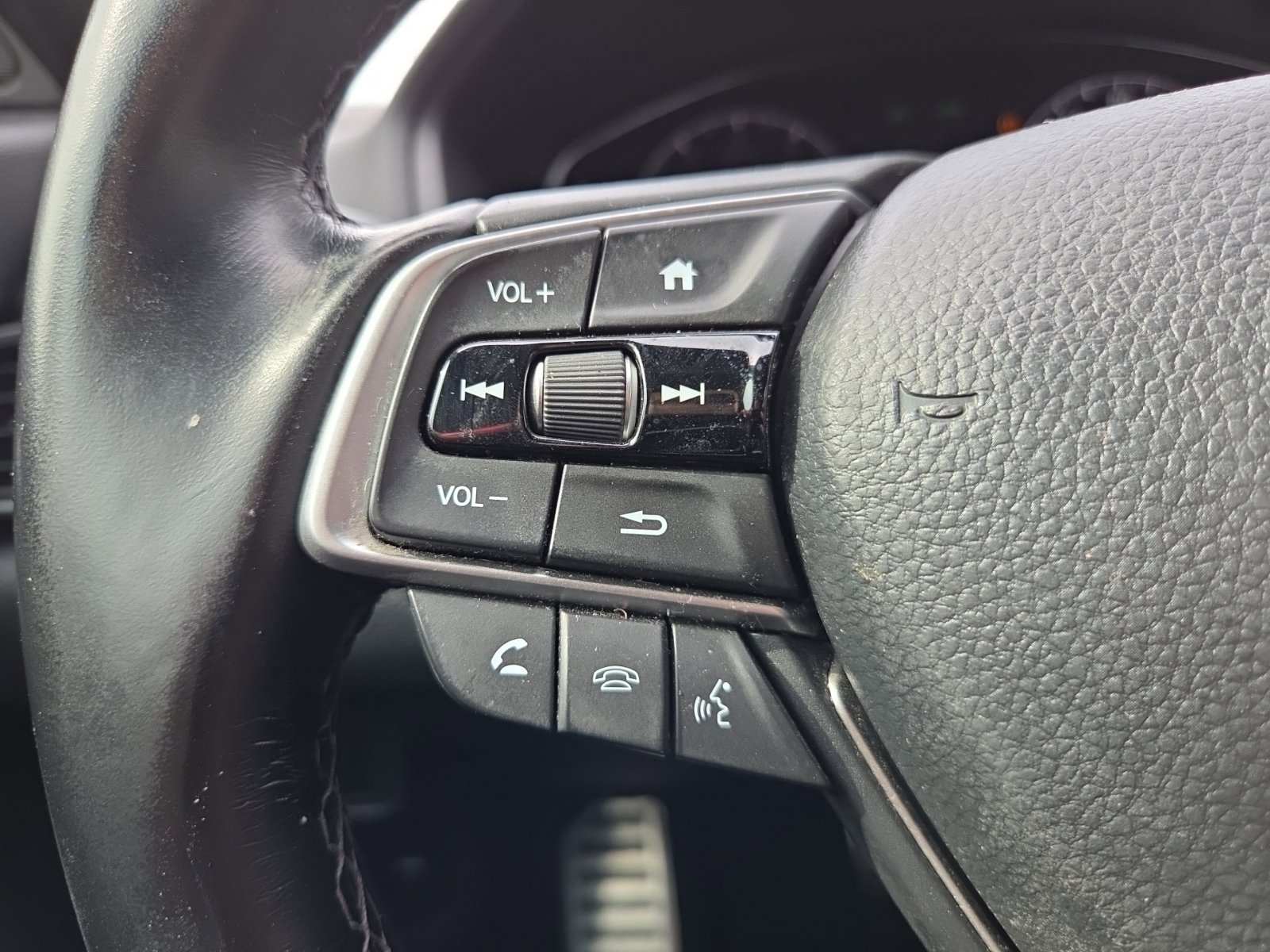 Used 2020 Honda Accord Sport image 19