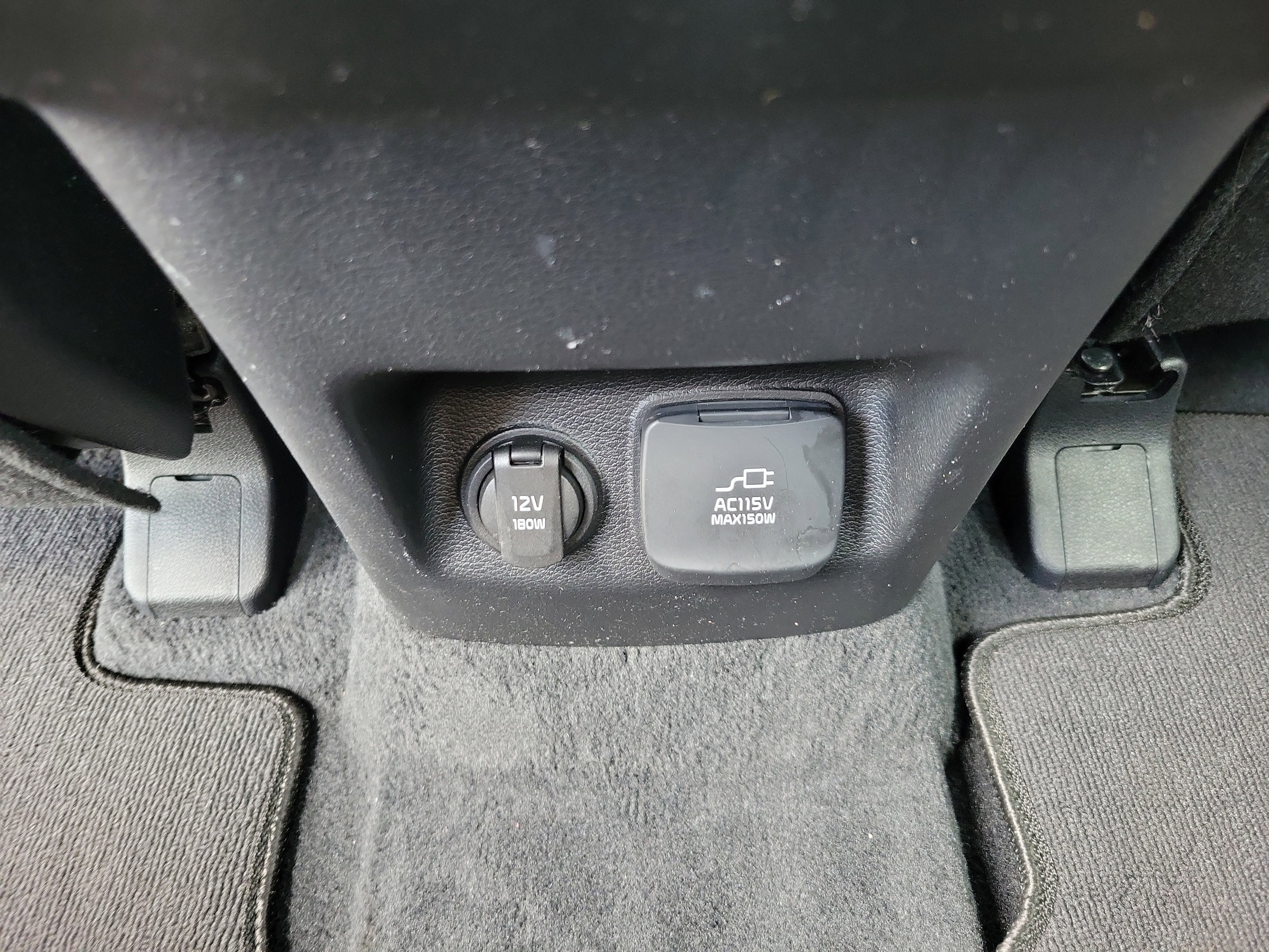 Used 2022 Kia Telluride SX w/ SX Prestige Package AWD/4WD image 12