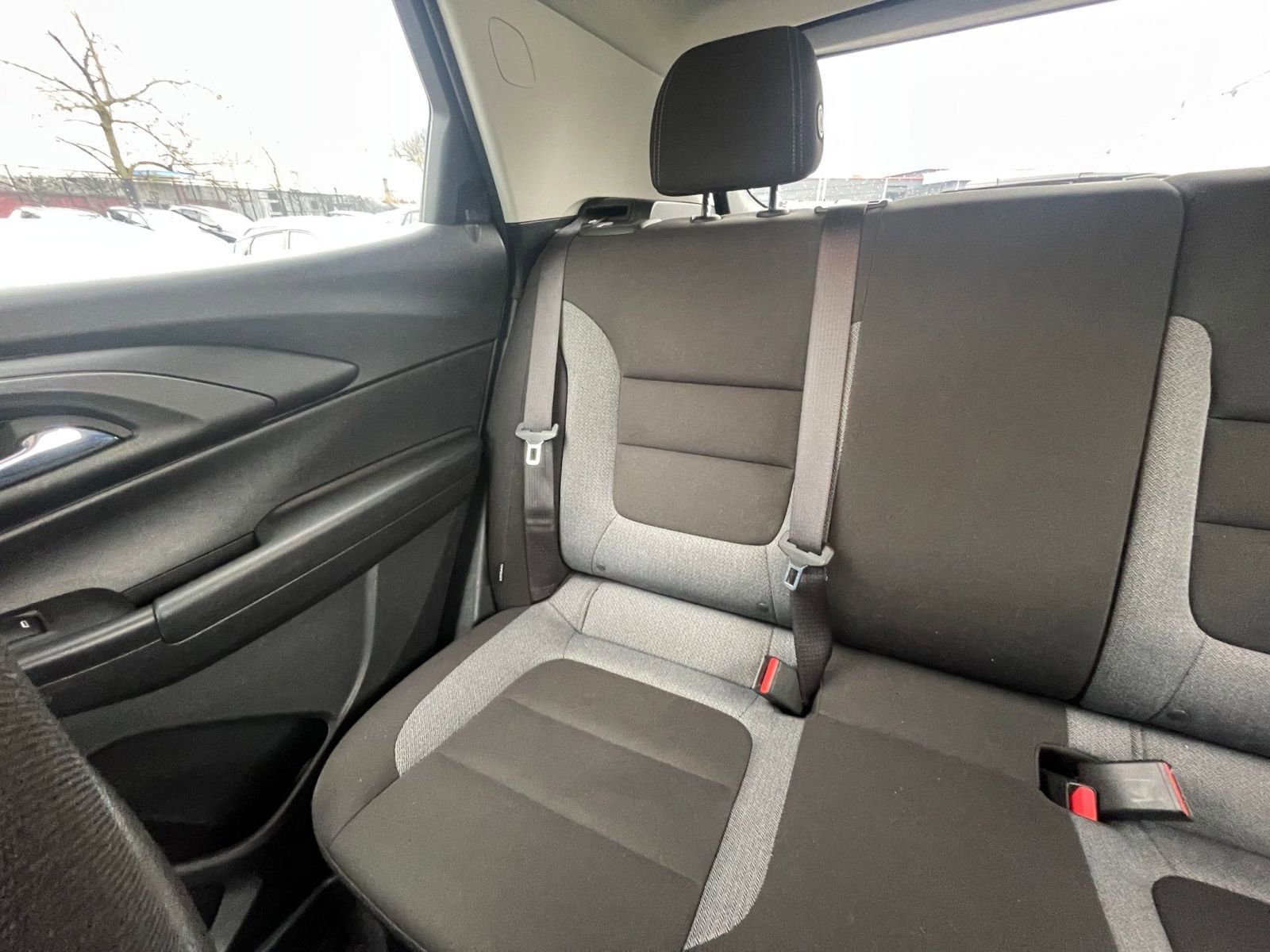 Used 2025 Chevrolet TrailBlazer LT image 38