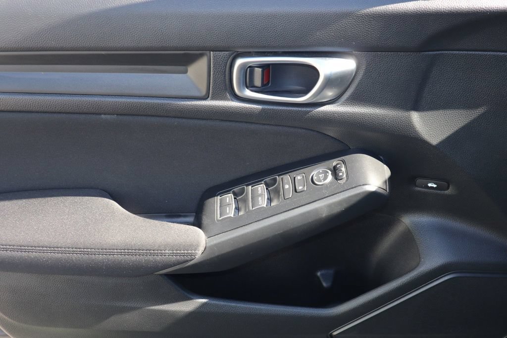 Used 2025 Honda Civic Sport image 15