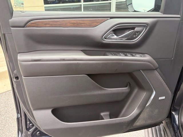 Used 2021 Chevrolet Tahoe High Country w/ Premium Package AWD/4WD image 12