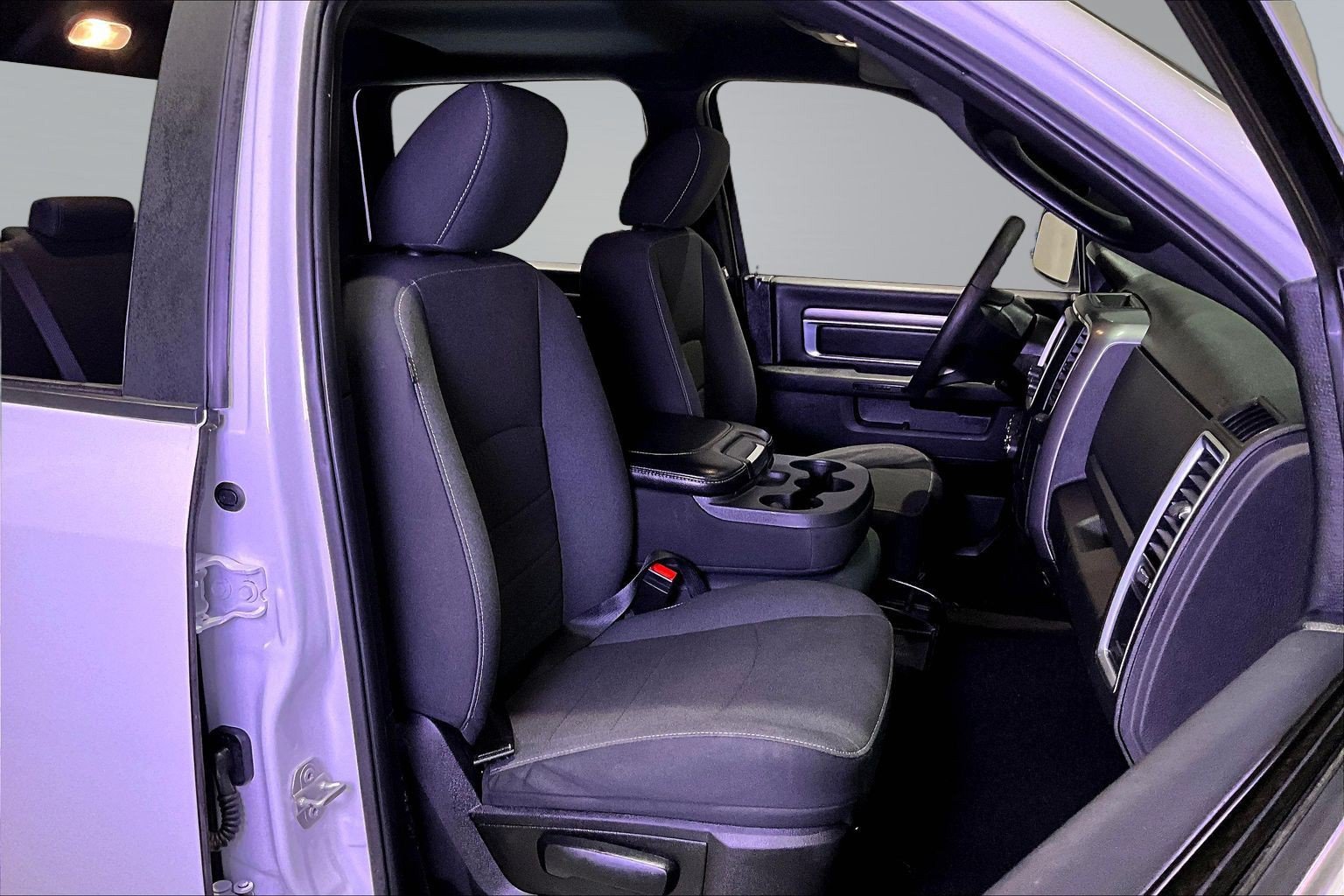 Used 2024 RAM 1500 Classic Warlock AWD/4WD image 30