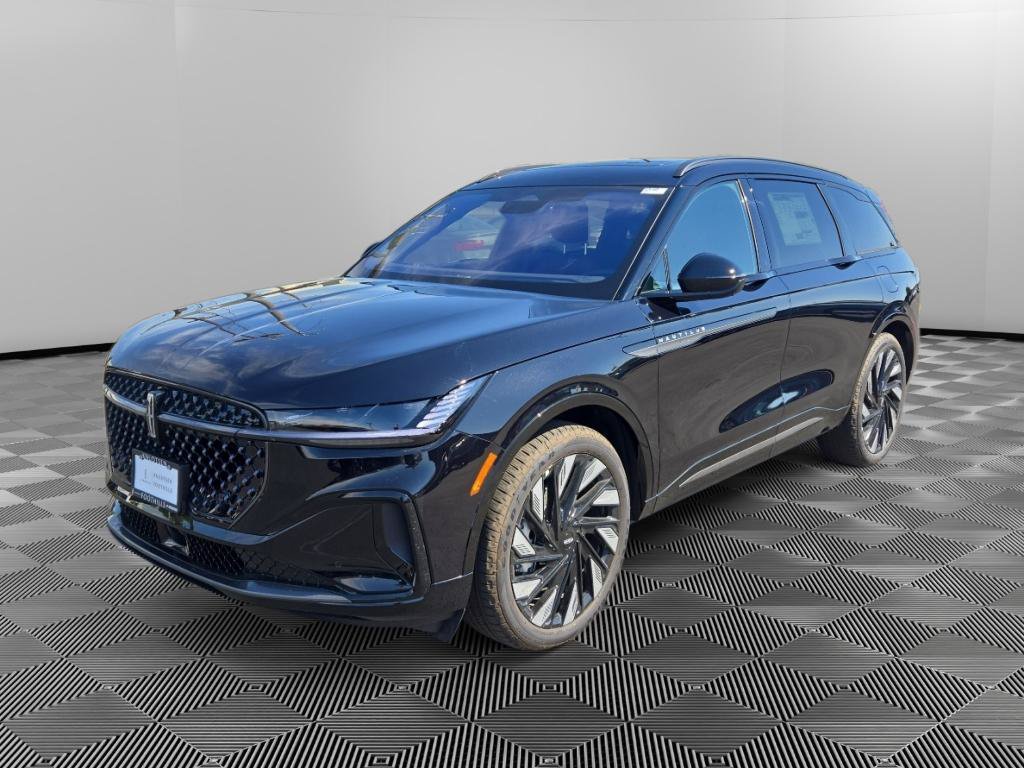 New 2026 Lincoln Nautilus Reserve w/ Jet Appearance Package AWD/4WD image 3