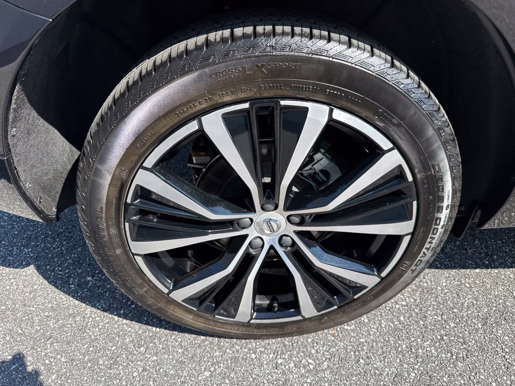 Used 2025 Volvo XC60 B5 Ultra AWD/4WD image 9
