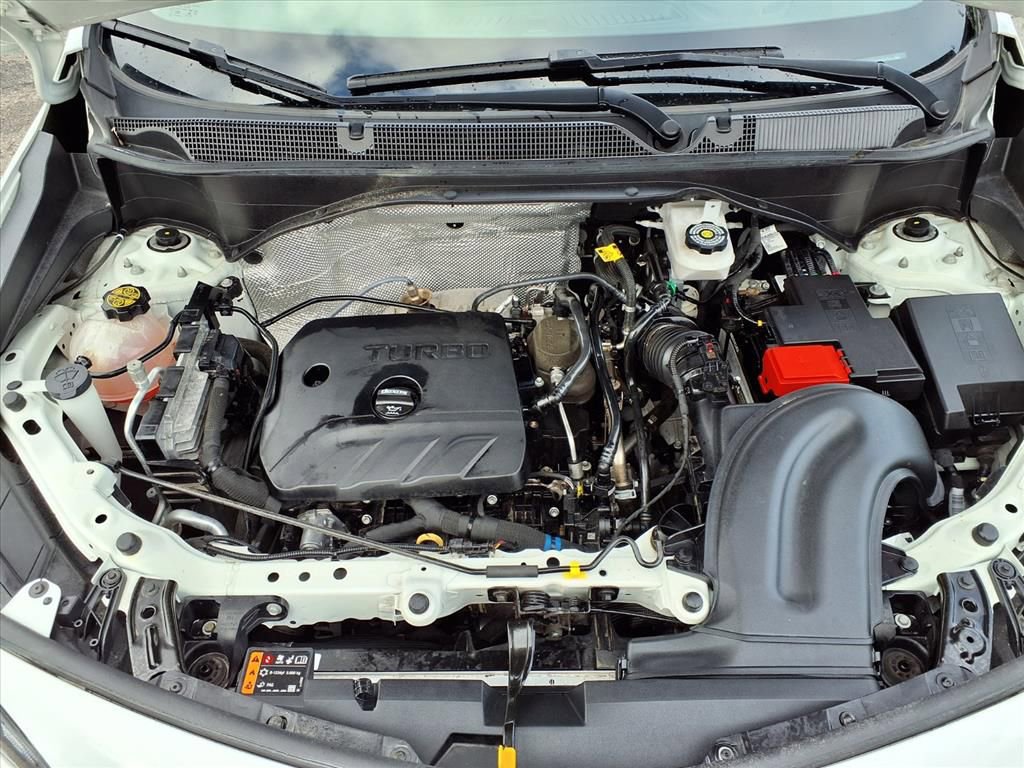 Certified 2020 Buick Encore GX Essence image 36