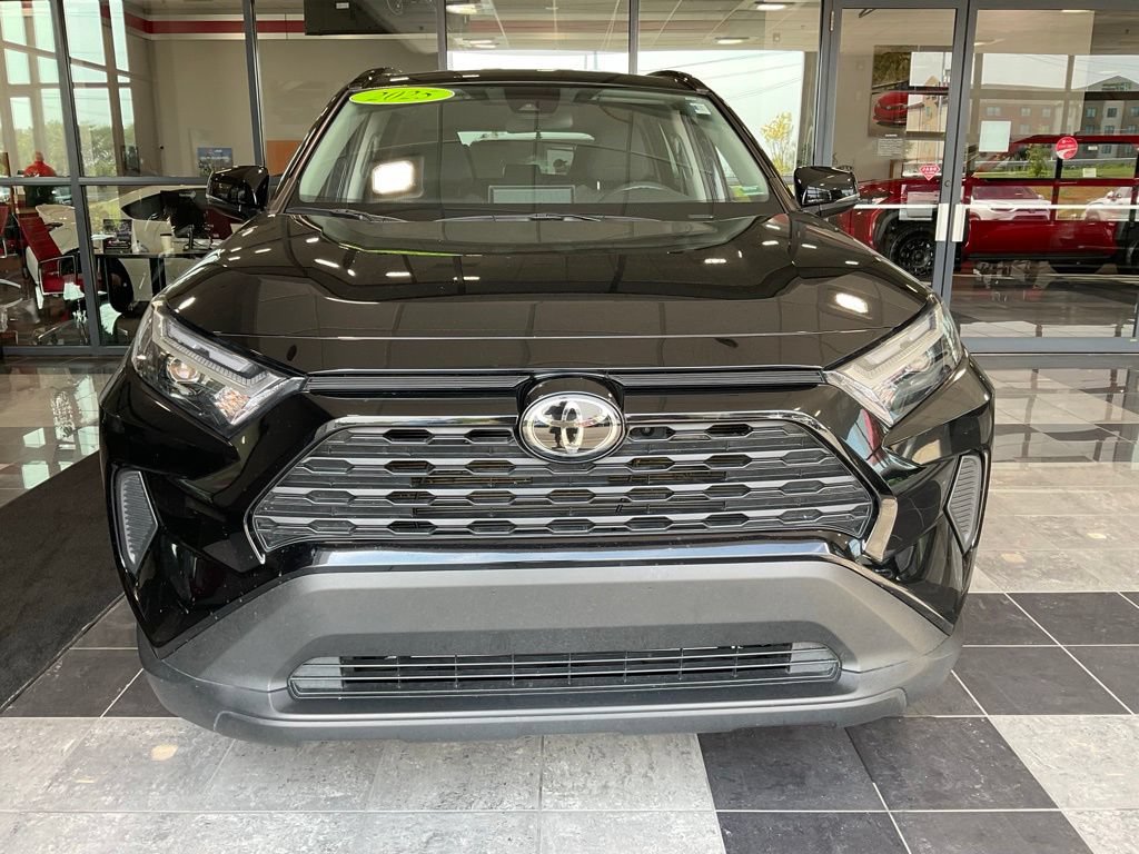 Certified 2025 Toyota RAV4 XLE FWD image 2
