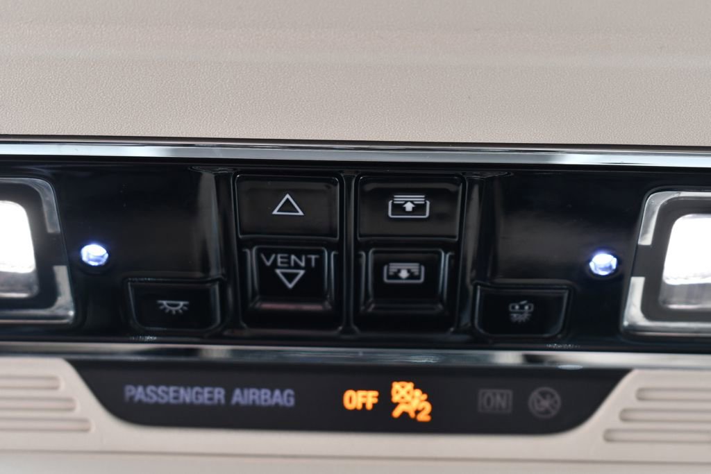 Used 2022 Lincoln Corsair AWD w/ Premium Package image 32