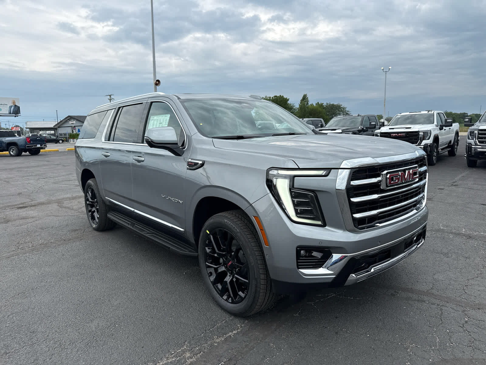 New 2026 GMC Yukon XL Elevation w/ Elevation Premium Package AWD/4WD image 7
