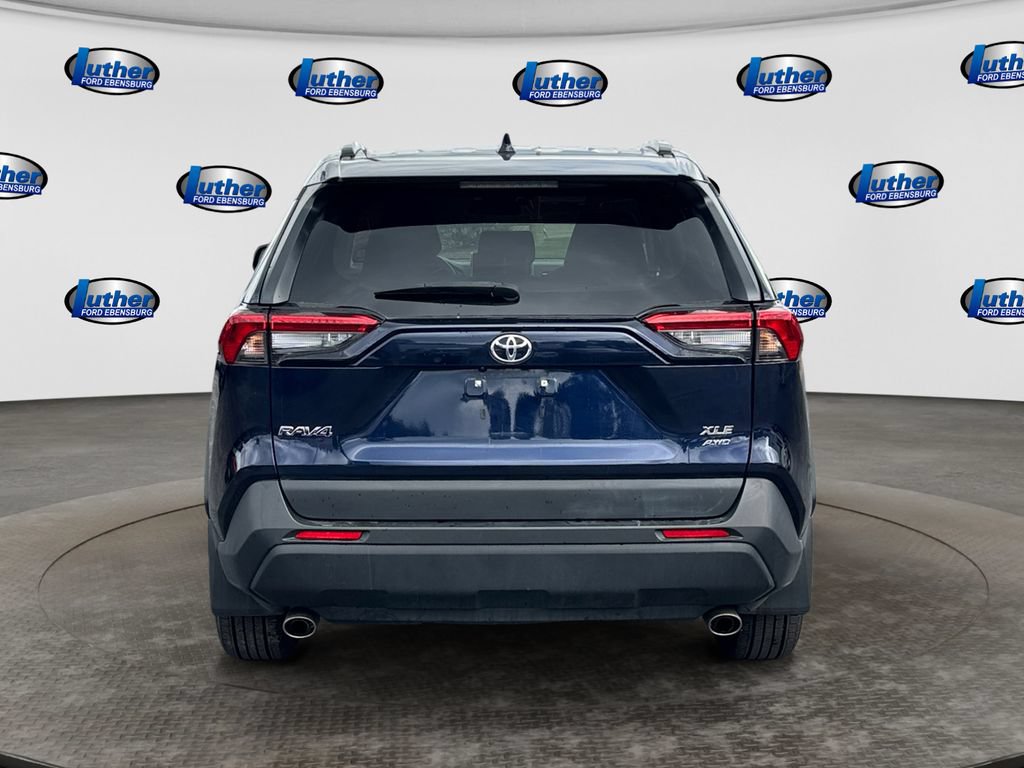 Used 2024 Toyota RAV4 XLE w/ Convenience Package AWD/4WD image 4